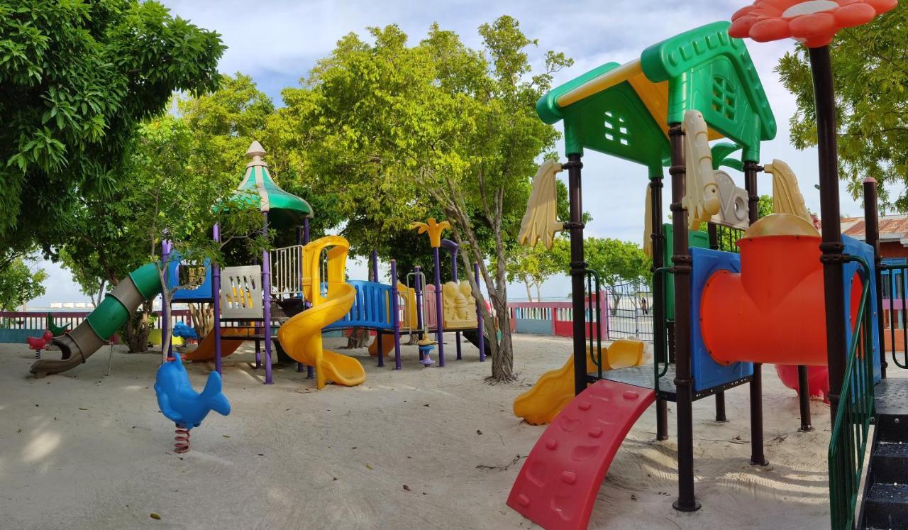 La Isla Tropica 3*